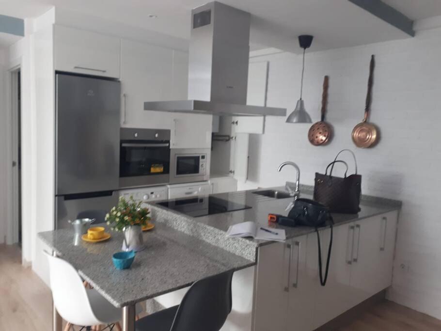 Apartment Fabuloso Piso A Estrenar En El Centro De Santiago Santiago de Compostela